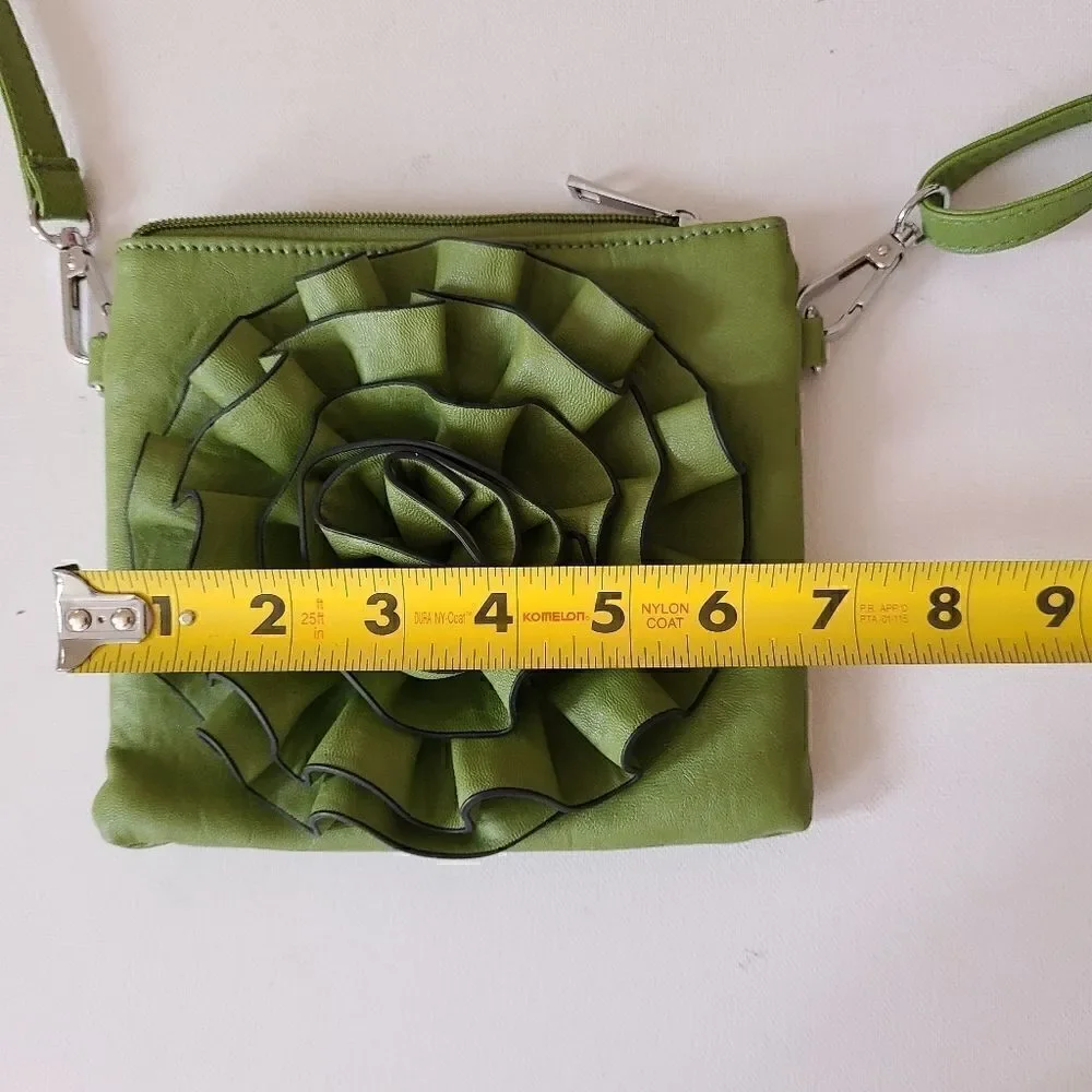 Mellow World Women's Crossbody/Shoulder Green Purse